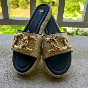 H&M Women's Black and Gold Chain Sandals